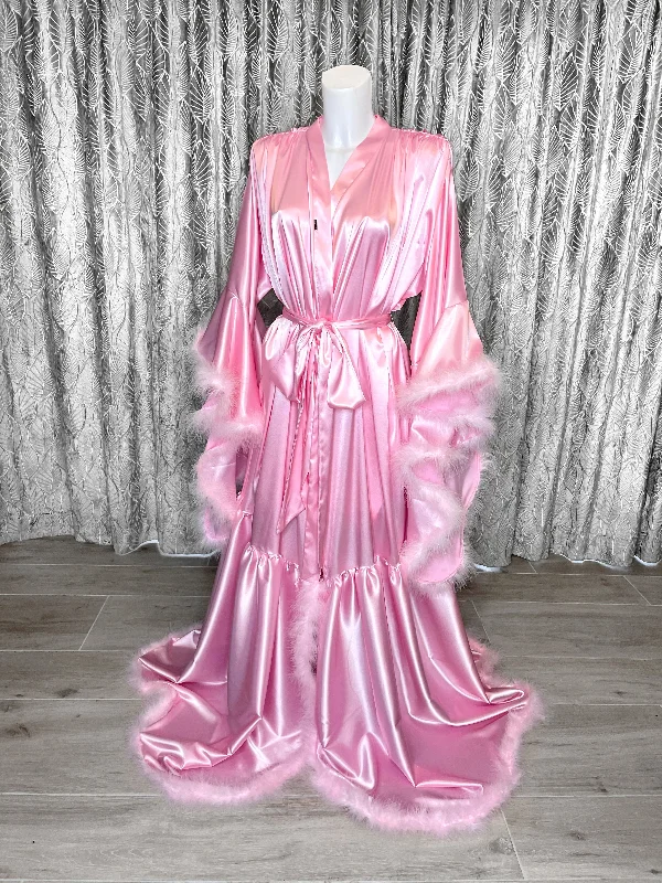 women's pajamas with an adjustable necklineOphelia Pink Hollywood Vintage Style Feather Robe