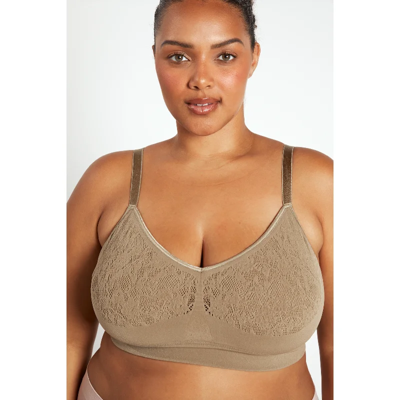 plus-size sports bra with mesh ventilationThe Mid V Lined Wirefree Bra