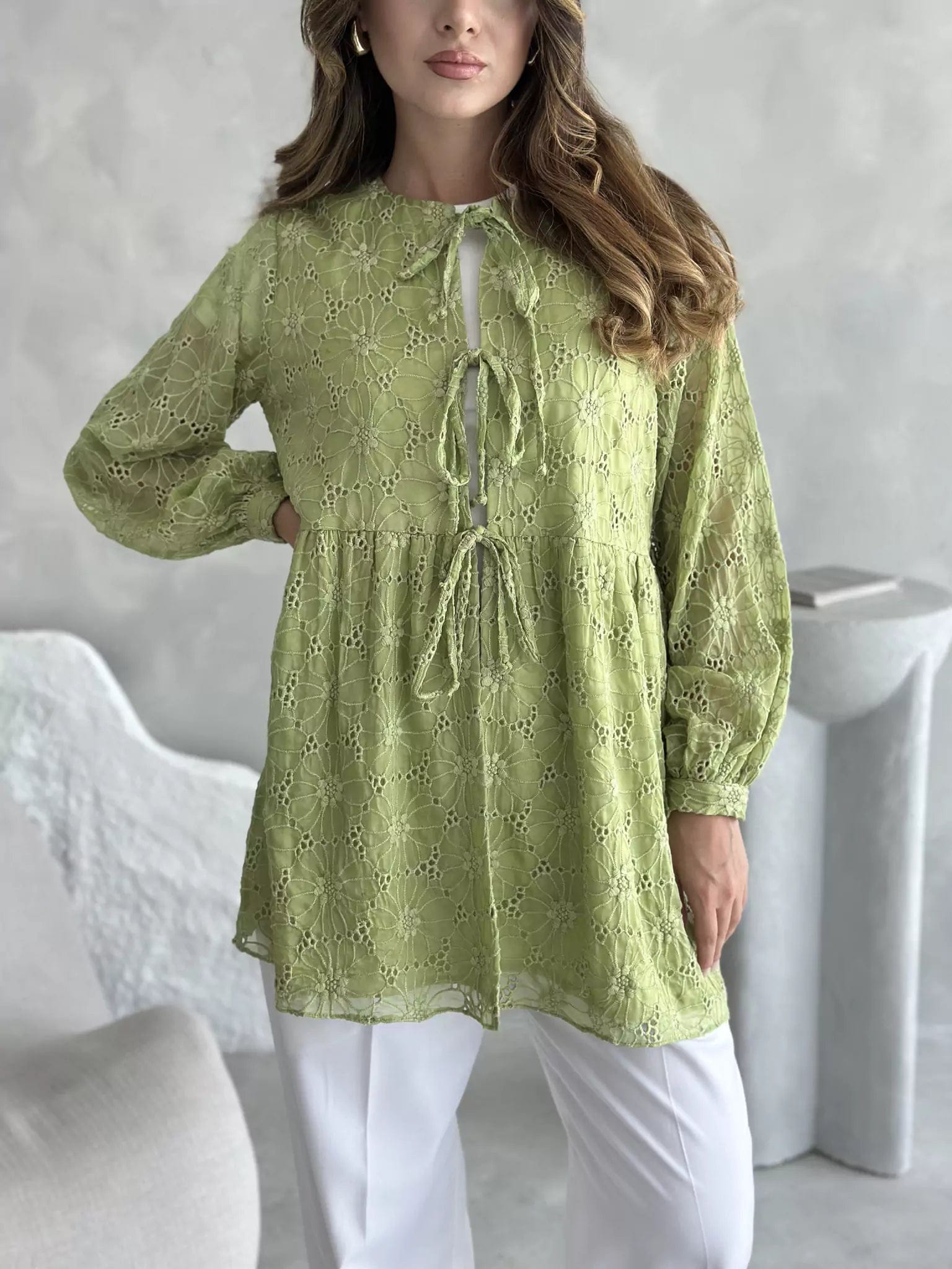 Women's Blouse with SleevelessFlossie Green Embroidered Shirt