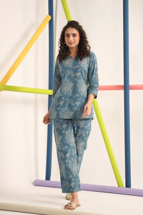 women's pajamas with a modern twistFloral Bouquet on Rustic Blue Cotton Loungewear Top Set