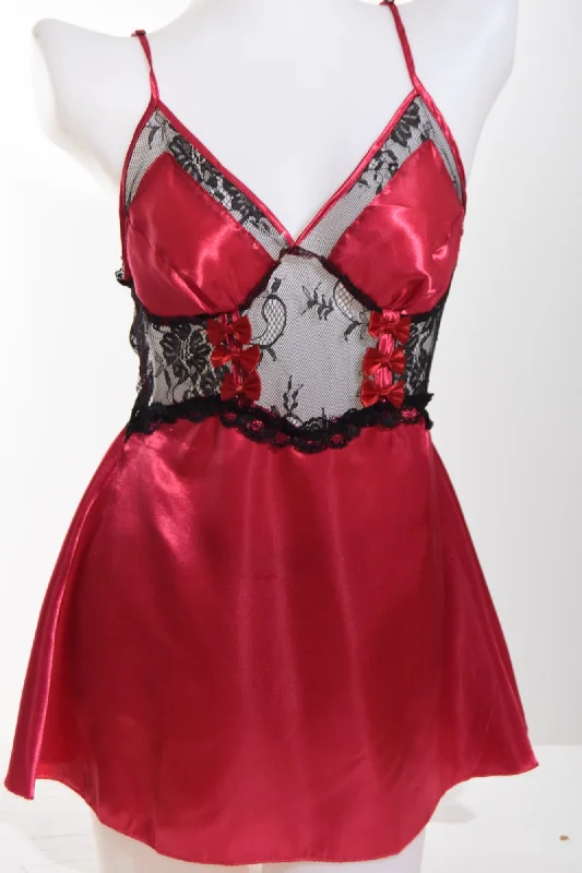 women's pajamas with a cozy, snug fit for ultimate comfortLadies Lace Chemise